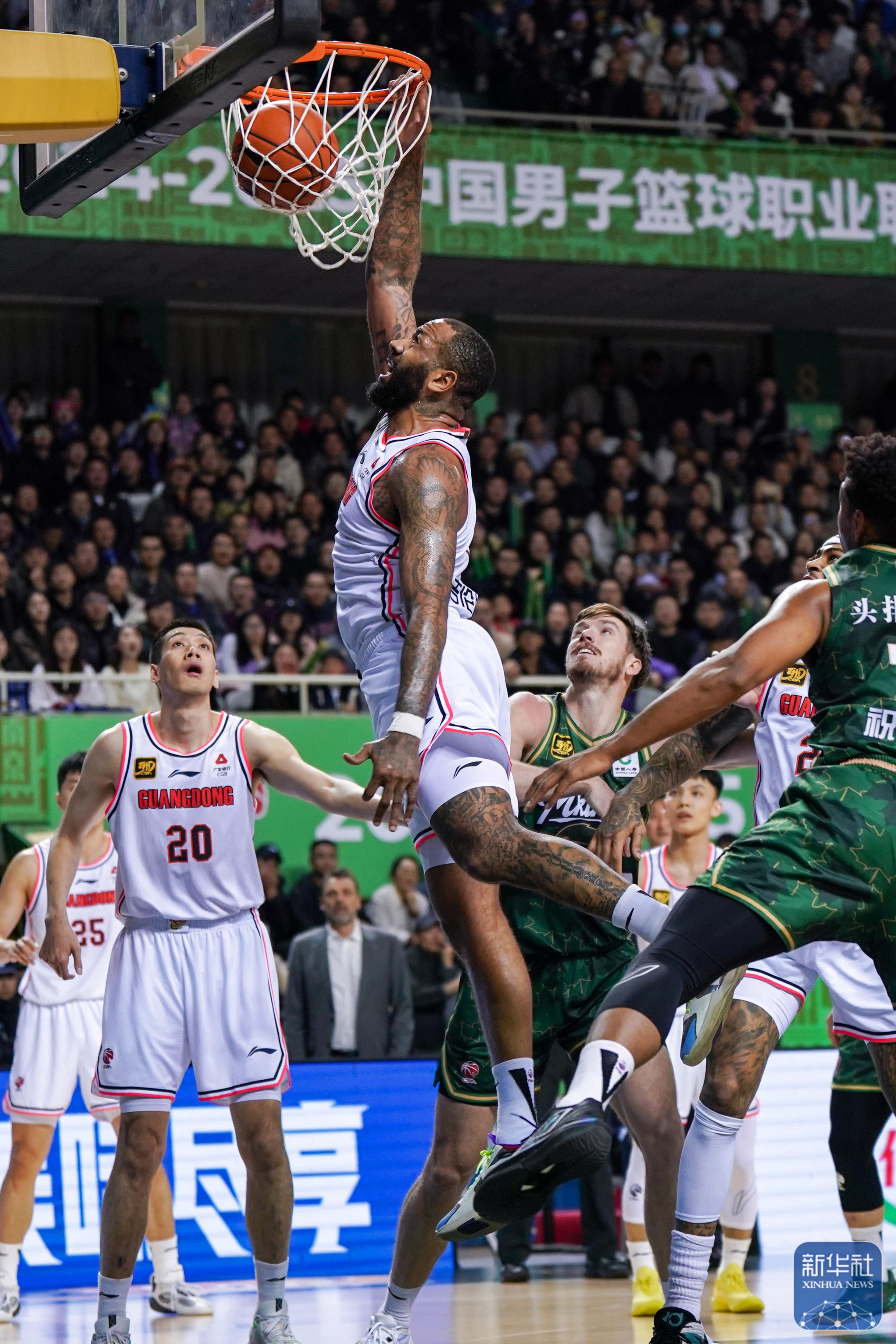 爱游戏下载CBA常规赛国际比赛日再迎强敌，拜仁慕尼黑篮板制胜，主帅态度：压力陡增，轮换策略成焦点的简单介绍