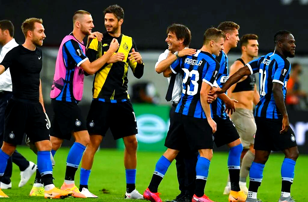 包含今晚塞维利亚备战欧联，战术微调细节曝光，媒体盛赞，控场能力受关注的词条